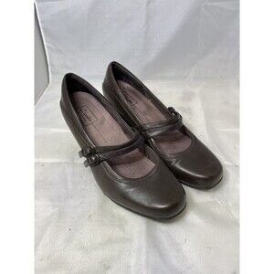 Women’s Clark Brown Size 9N Shoes
